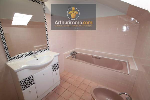 Location Maison 4 pièces 97 m2 à La Croix-Helléan