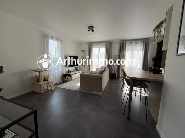 Location Appartement 3 pièces 55 m2 à Savigny-le-Temple