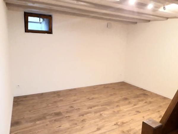 Appartement à louer à Saint-Genis-Pouilly (01630)