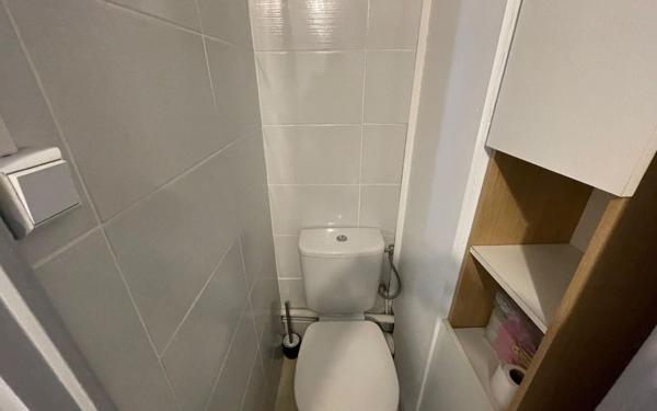 Appartement à louer    2 pièces •  Marseille 5