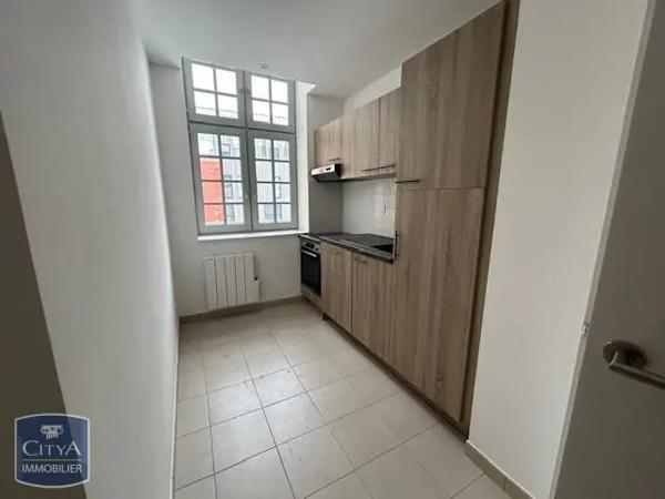 Appartement à louer 4 pièces 82.6m²