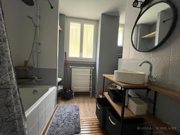 POITIERS proximité gare T3 meublé de 68.95 m² avec cave et jardinet