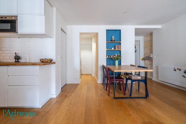 BORDEAUX CHARTRONS - T3 rénové avec terrasse sans vis à vis..