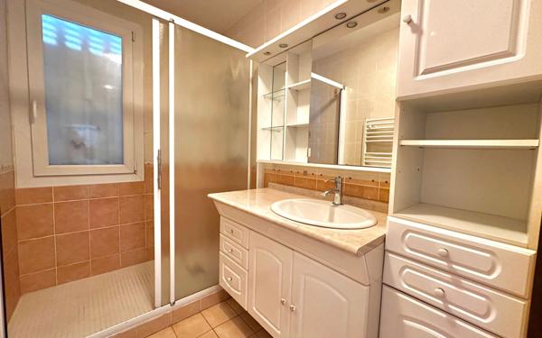 Appartement à vendre    4 pièces • 90 m2 Bordeaux