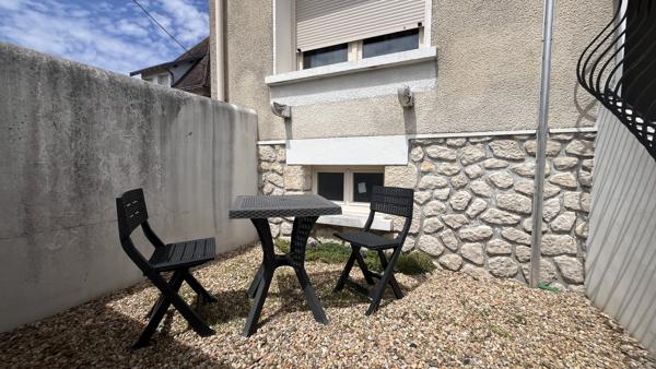 Appartement
                                                                                                                                                                                                                                                                                                                        2 pièce(s)                                                                                                                                                                                                          1 chambre(s)                                                                                                                                                                                                          34.1  m²