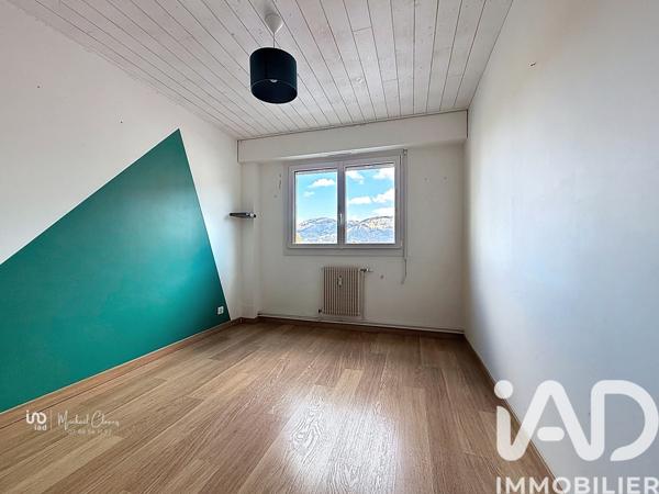 Appartement à vendre 4 pièces 83,7 m² Saint-Pierre-en-Faucigny