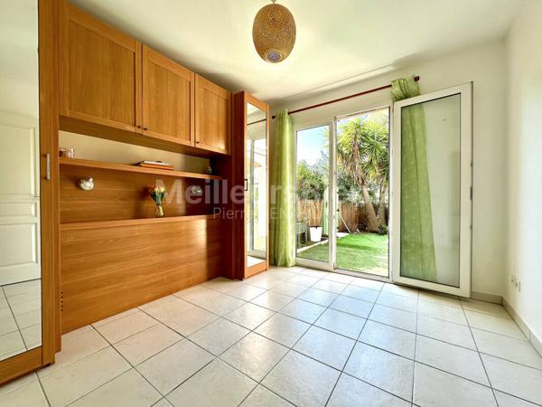 Appartement de 44m2 en rez de jardin dans résidence avec piscine