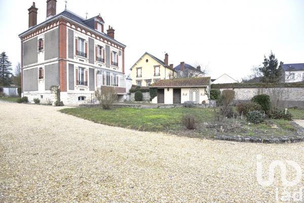 Maison à vendre 6 pièces 173 m² Beaune-la-Rolande