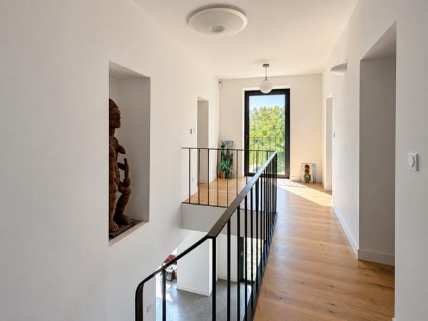 Bastide ancienne entièrement rénovée 170m2 sur 900m2 de terrain