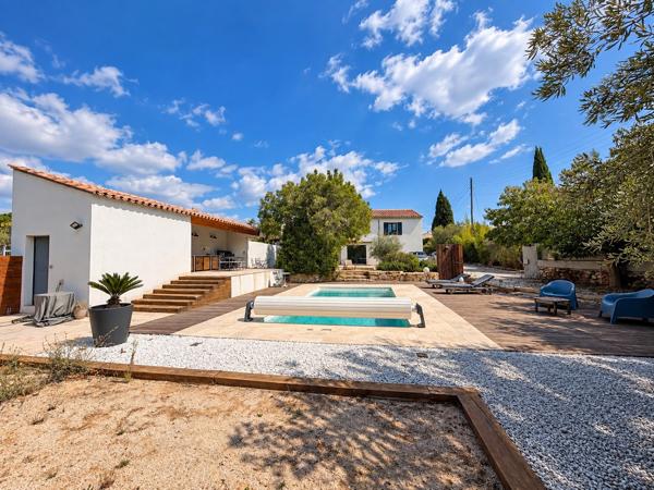 Bastide ancienne entièrement rénovée 170m2 sur 900m2 de terrain