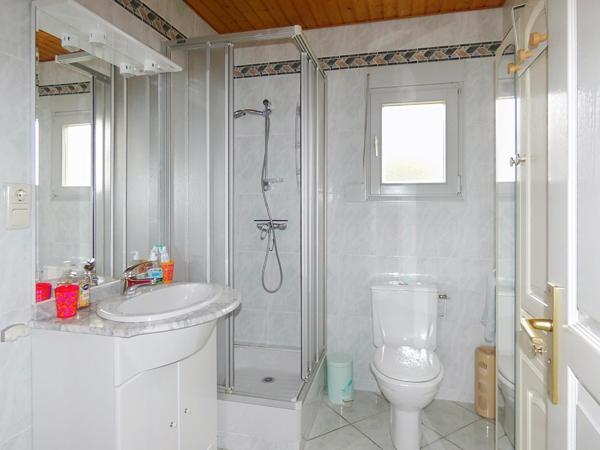 Chalet gruissan front de mer tout confort 3 chambres 2 SDB 2 WC