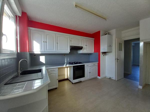 Appartement à louer à Fougères en Ille-et-Vilaine (35300), ref : 35034-932874