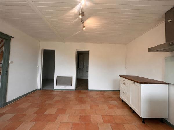 Maison 3 pièces à louer à Bergerac avec jardin