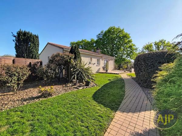 Vente maison Rocheserviere : 263 500 € - AJP Immobilier Vieillevigne
