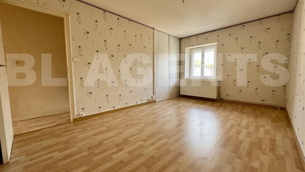 Deux habitations avec grange 