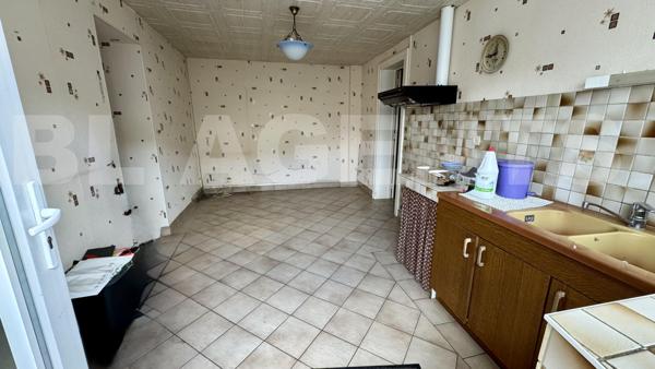 Deux habitations avec grange 