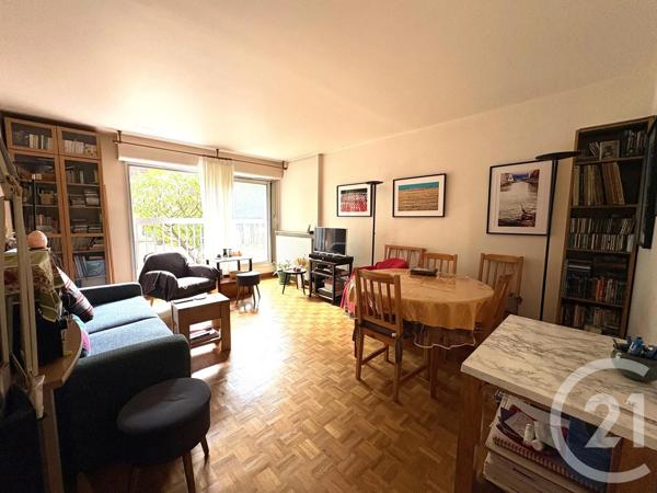 Appartement F2 Bis à vendre  2 pièces - 55,52 m 2   ST OUEN  - 93