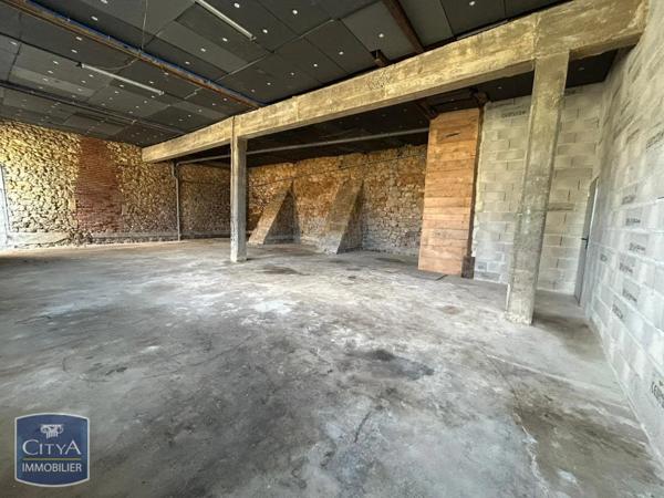 Appartement à louer 1 pièce 130m²