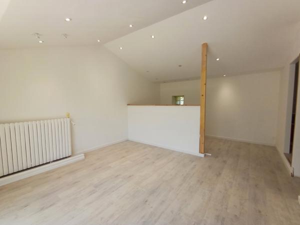 Maison  5 pièce(s)  4 chambre(s)  135 m²