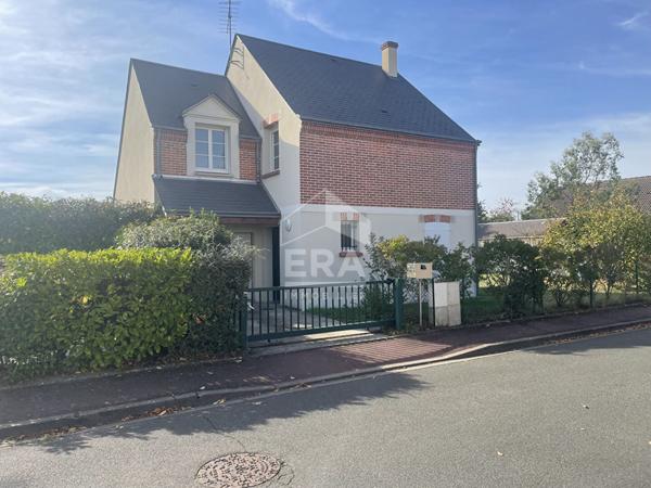 Maison indépendante 5 pièces de 105 m2 Olivet Centre-Ville