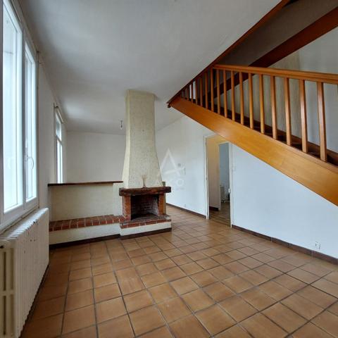 Appartement  4 chambres et une terrasse extérieure privative à Périgueux quartier Gare St Martin !