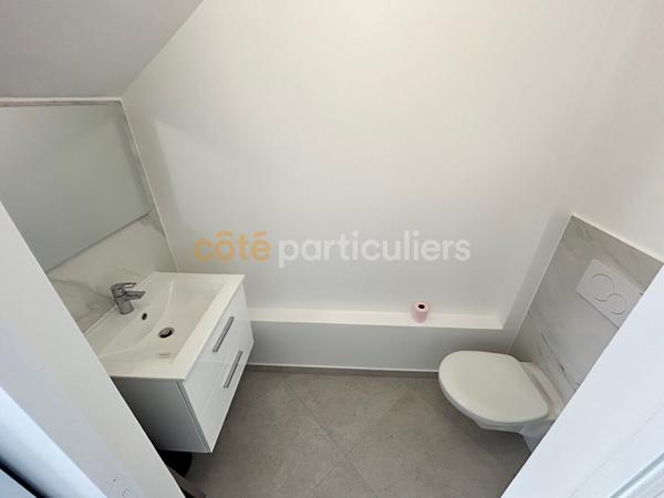 Location
                Immeuble5 Pièces -
                    VILLENEUVE LE ROI (94290)