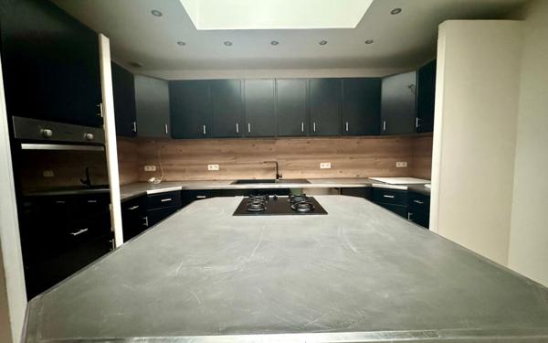 Maison à vendre    4 pièces • 98,40 m2 Saint-Quentin