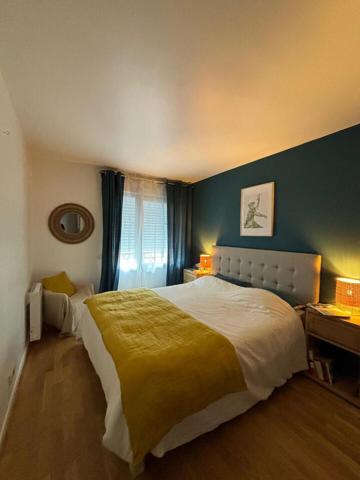 Bordeaux centre, appartement T4 d'exception avec terrasse et parking