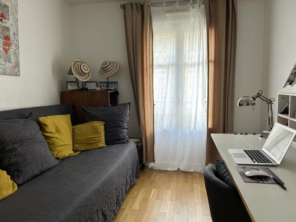 Bordeaux centre, appartement T4 d'exception avec terrasse et parking