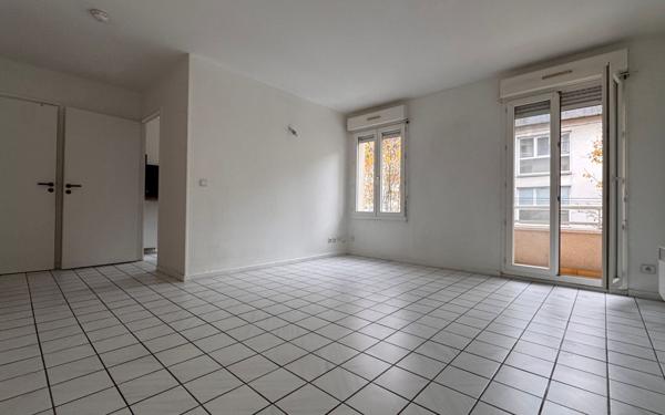 Appartement à vendre    1 pièce • 27,47 m2 Pontault-Combault