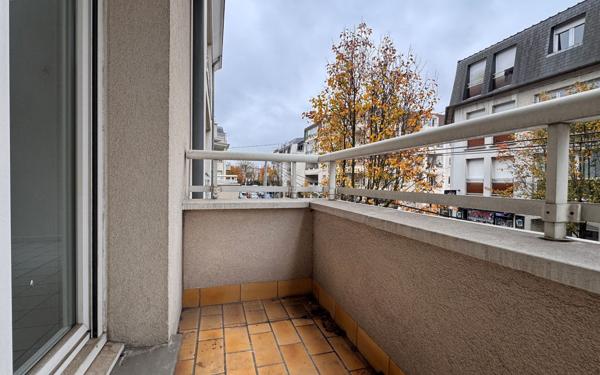 Appartement à vendre    1 pièce • 27,47 m2 Pontault-Combault