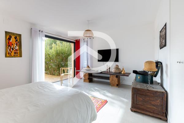 Maison 12 pièces 411 m2