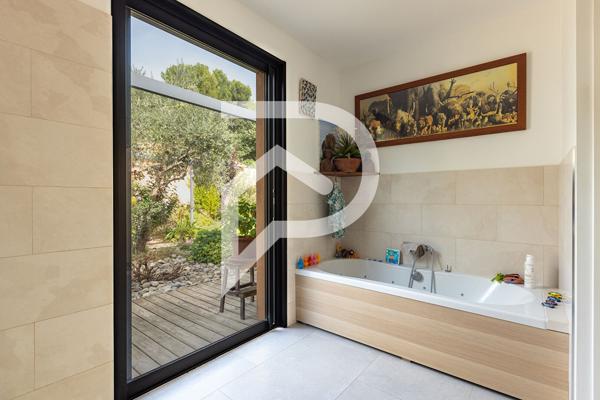 Maison 12 pièces 411 m2