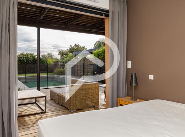 Maison 12 pièces 411 m2