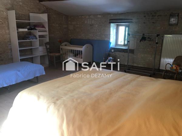 Bien de prestige en centre bourg.