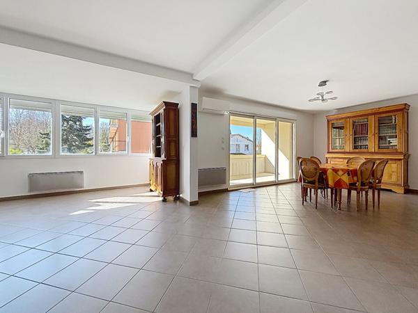 Grand appartement 3 pièces à Montauban secteur St Michel - Rare sur le marché