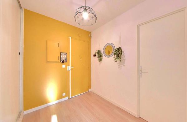 Appartement Roissy En Brie 2 pièce(s) 53.8 m2