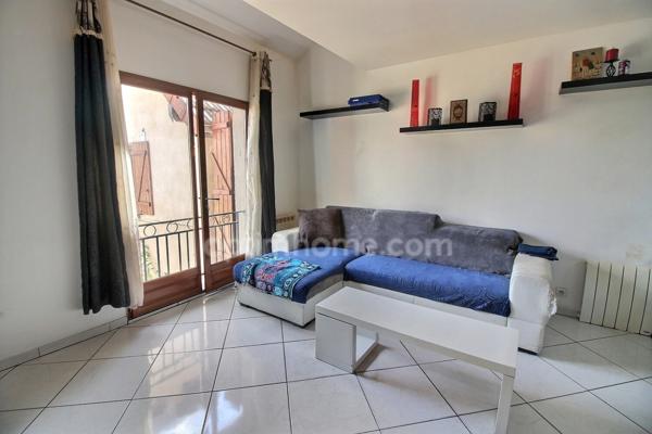 Appartement 3 pièces de 65 m2 en duplex + studio de 20 m2 avec parkings à vendre à CARRIERES SOUS POISSY (78)