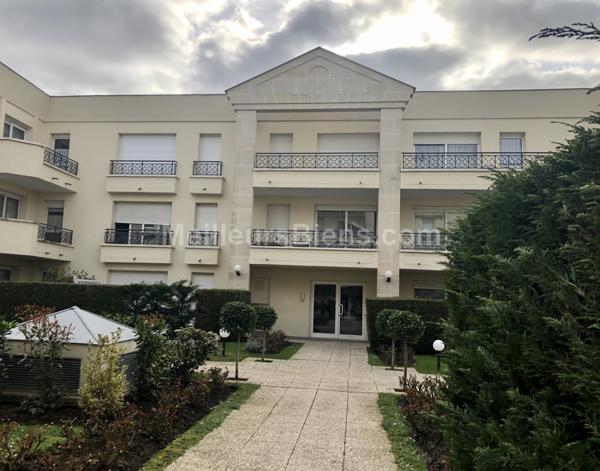 À vendre à Livry-Gargan (93) : Résidence de standing, appartement avec 2 chambres