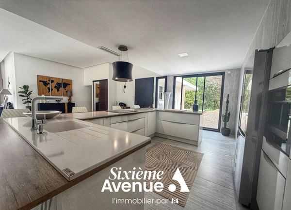 Maison 5 pièces 195 m2