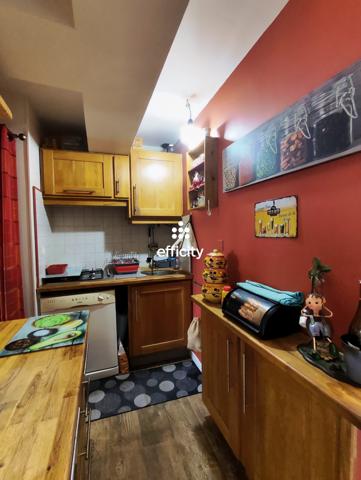 Fonds De Commerce - 30 m²