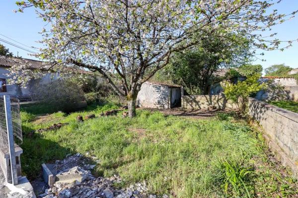 Maison à vendre |  Châteaubernard |  4 pièces | 110 m²