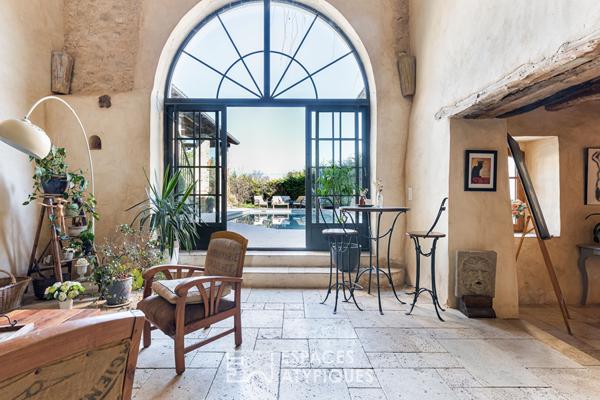 Propriété rurale avec piscine et pigeonnier