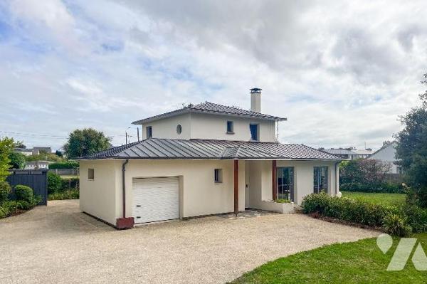 EXCLUSIVITE GUIPAVAS - Maison moderne de 122 m² avec 4 chambres et terrain de 1 318 m²

A 5 m...