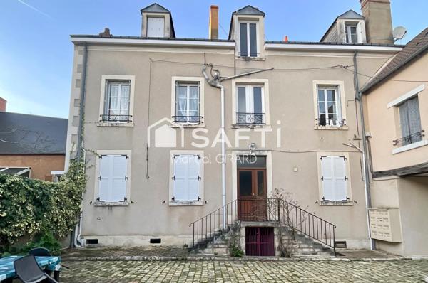 Immeuble avec appartements et commerces