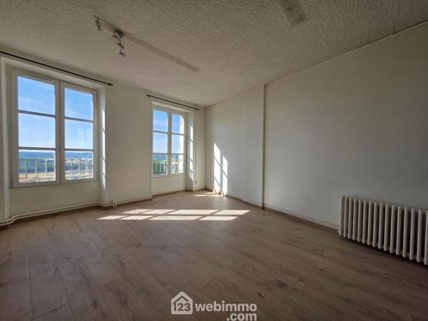 Immeuble 180 m² à Laon 02000