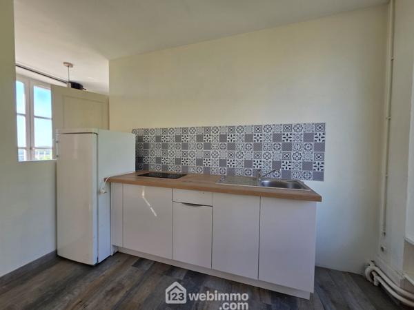 Immeuble 180 m² à Laon 02000