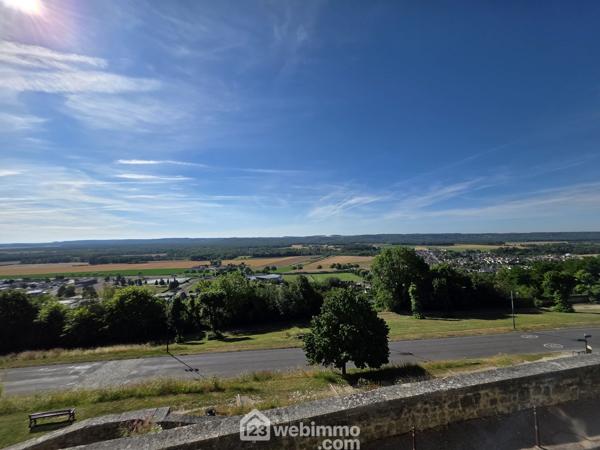 Immeuble 180 m² à Laon 02000