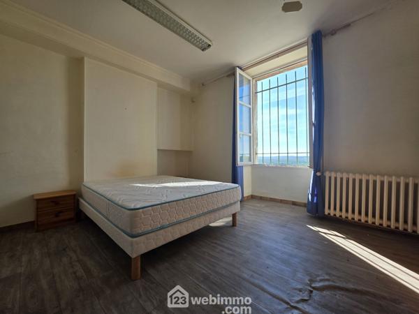 Immeuble 180 m² à Laon 02000