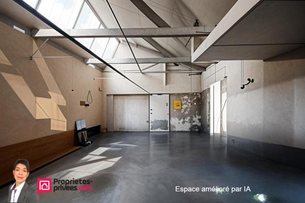 THIZY-LES-BOURGS (69240) Ancien atelier à réhabiliter 100 m²  avec garage et jardin 400 m²